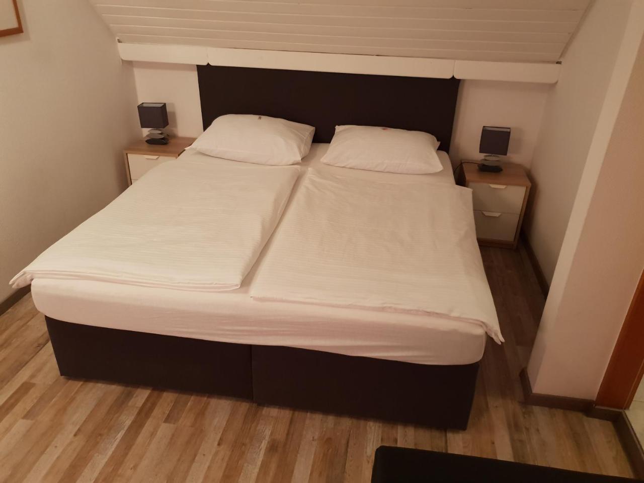 Altdeutsche Bierstuben Hotel Schwelm Kültér fotó